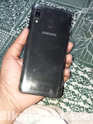 Samsung A20